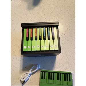 Mini Electronic Piano Box with Colorful Keys - Green Accents